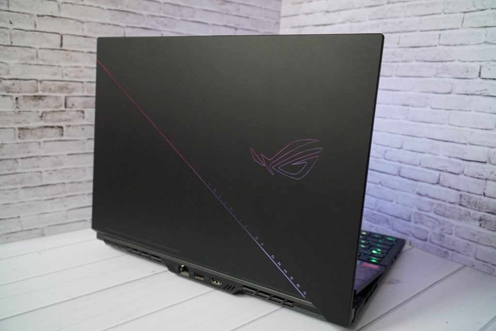 Двойной экран, двойные возможности. Обзор ноутбука ROG Zephyrus Duo 16 GX650PY